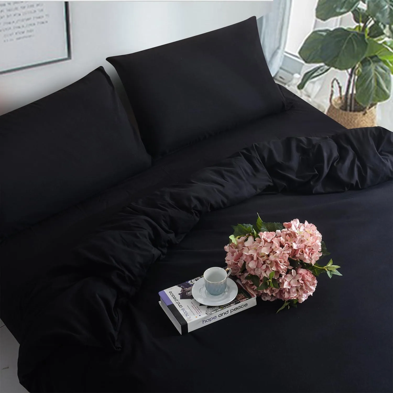 3PC Black Microfiber Bedroom Collection – Soft Duvet Cover, Fitted Sheet & Pillowcases