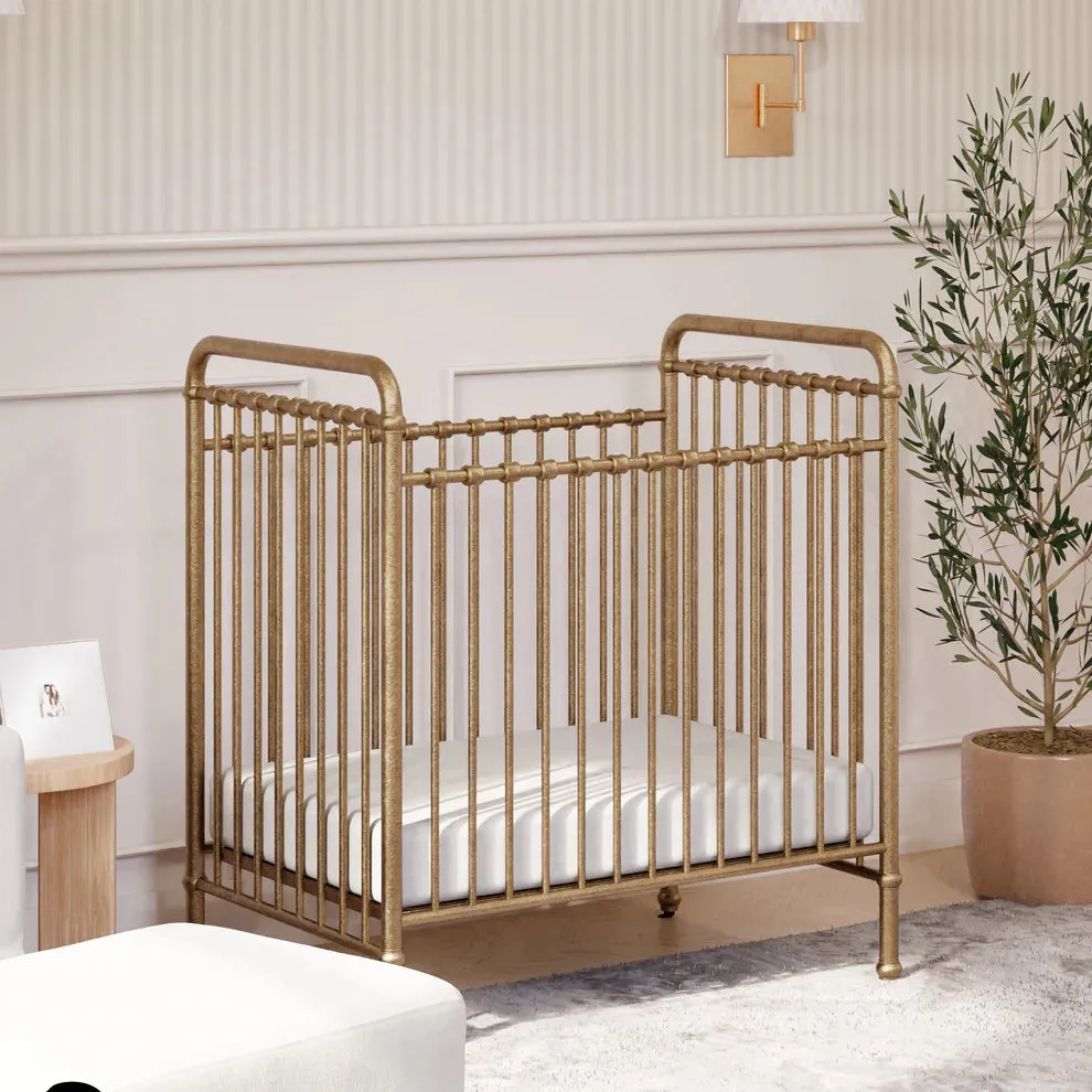 Abigail 3-in-1 Mini Crib