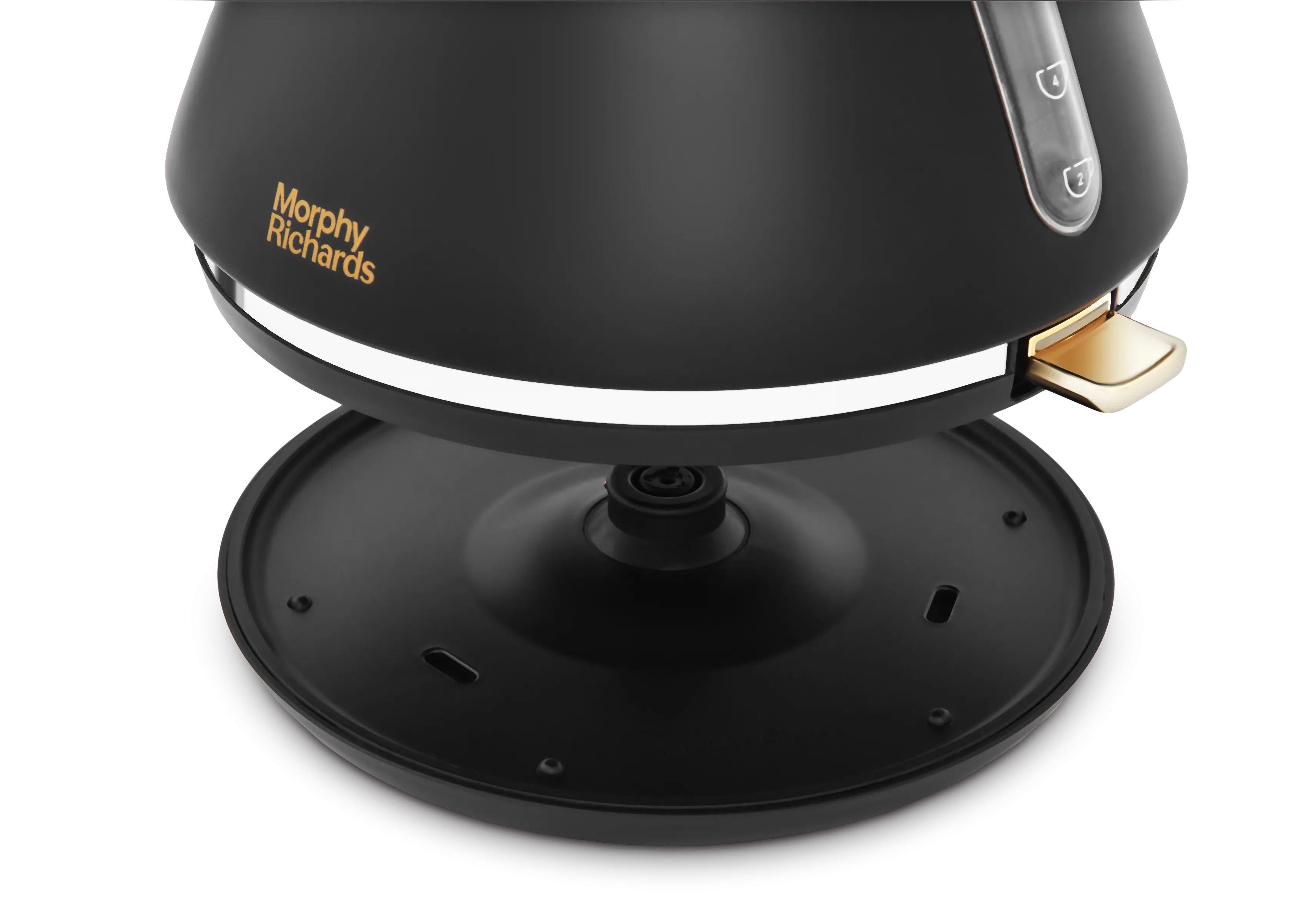 Accents Gold Pyramid Kettle Black