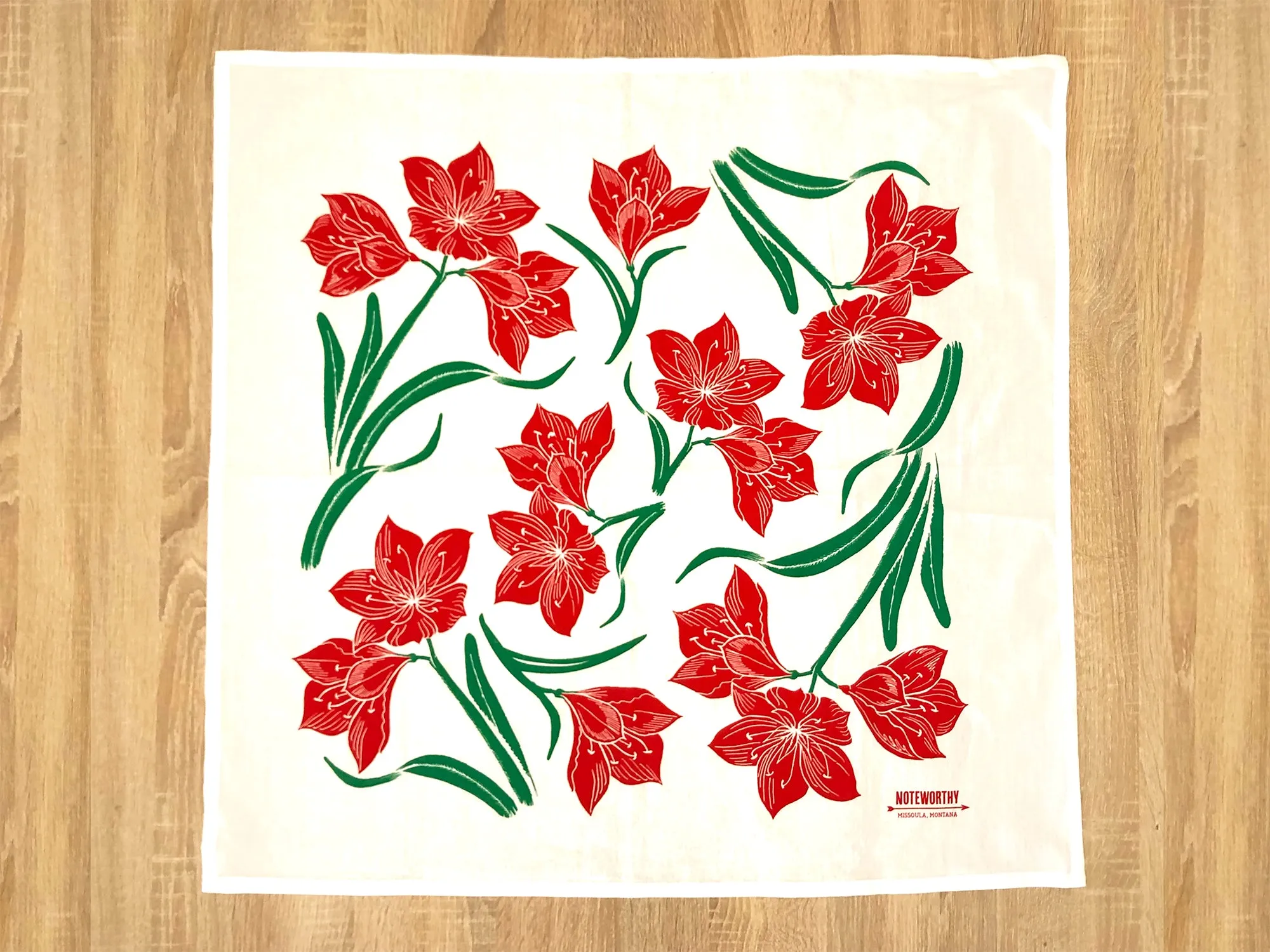 Amaryllis Holiday Tea Towel