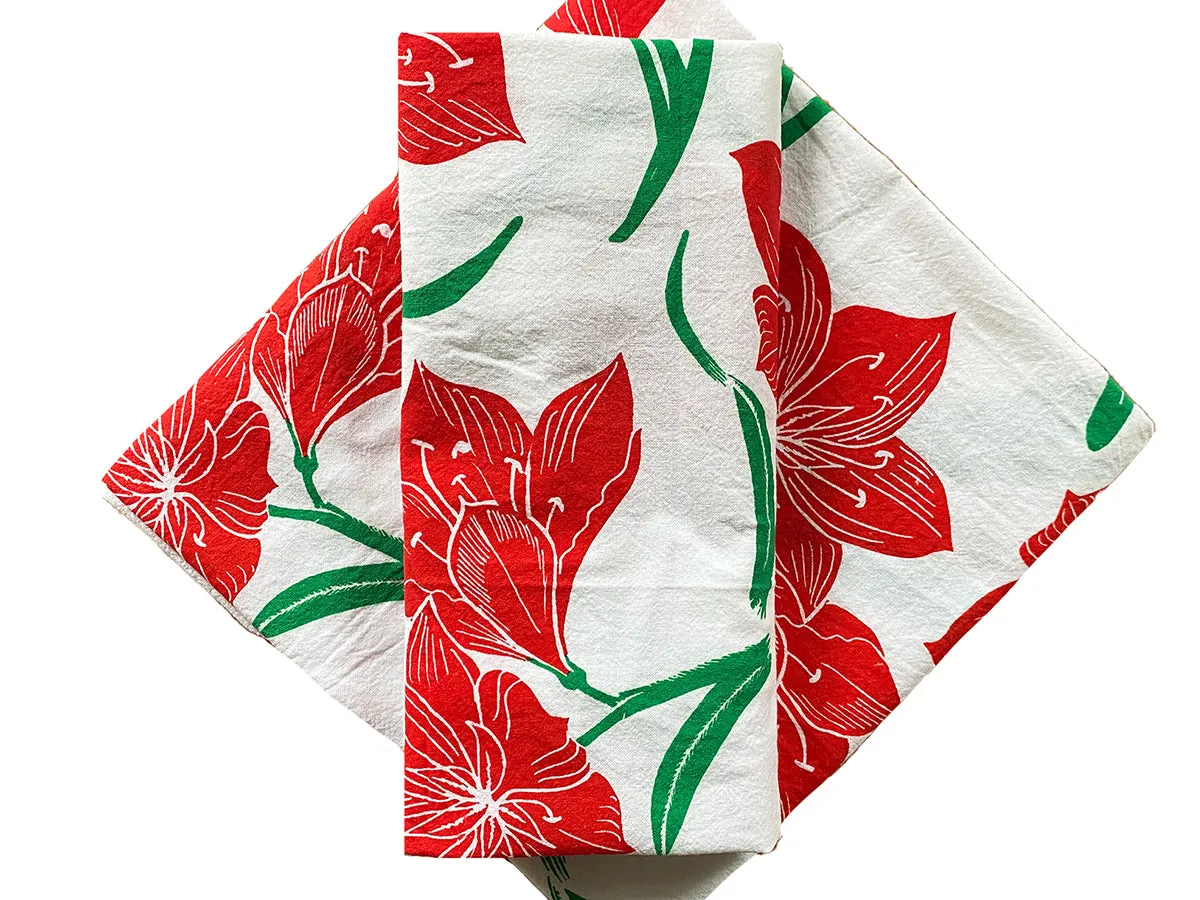 Amaryllis Holiday Tea Towel