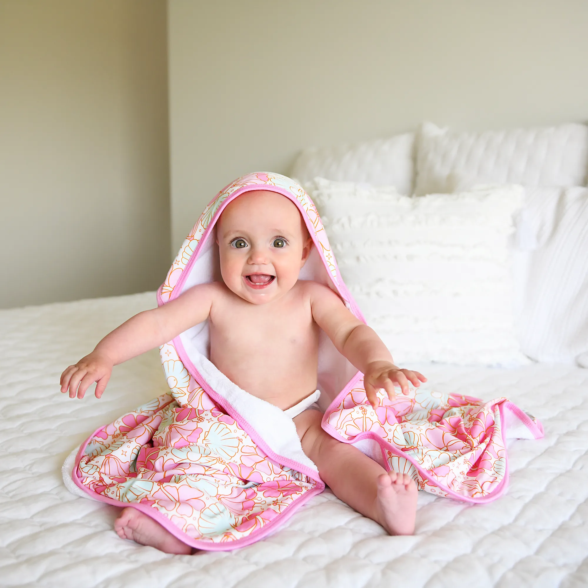 Arielle Plush hooded TOWEL