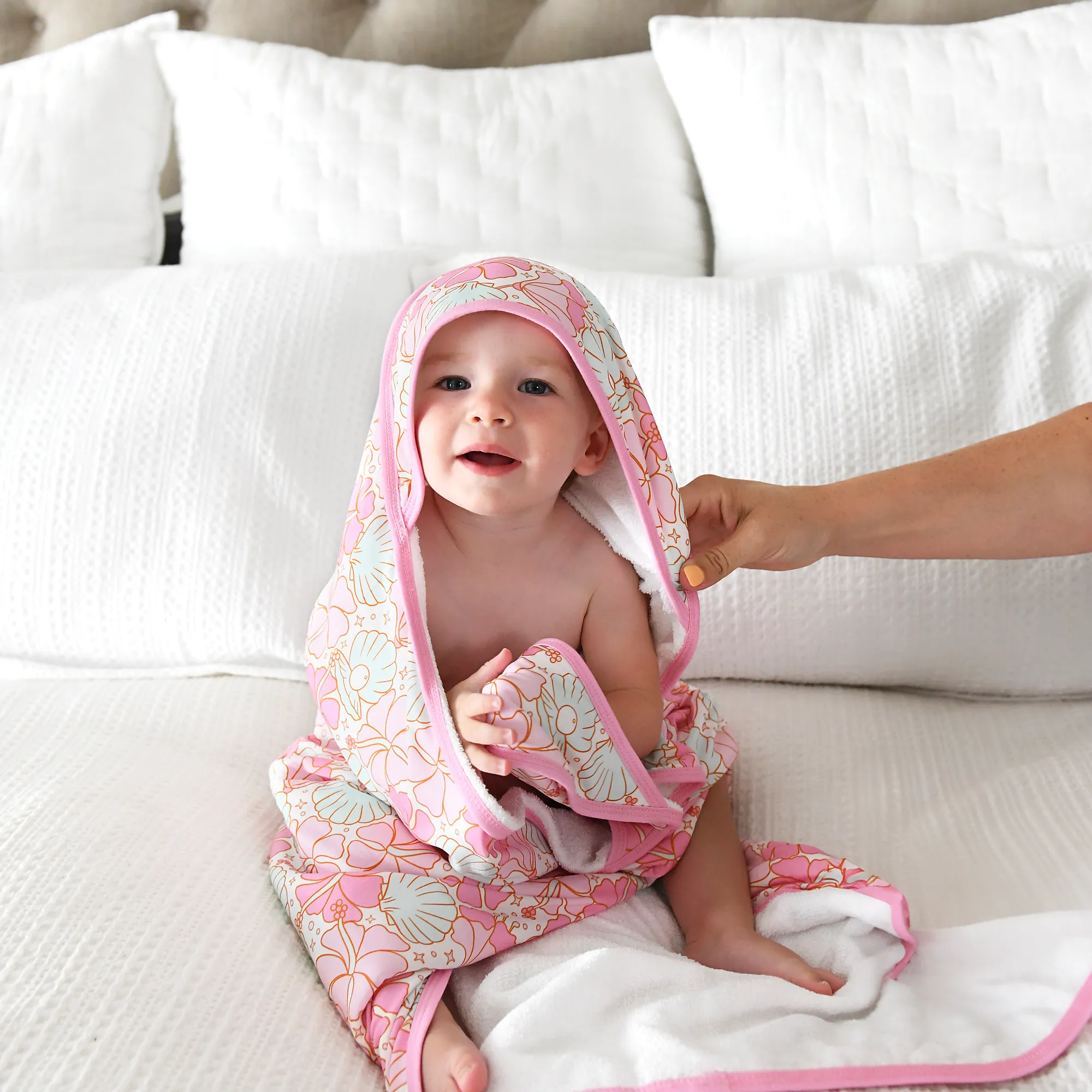 Arielle Plush hooded TOWEL