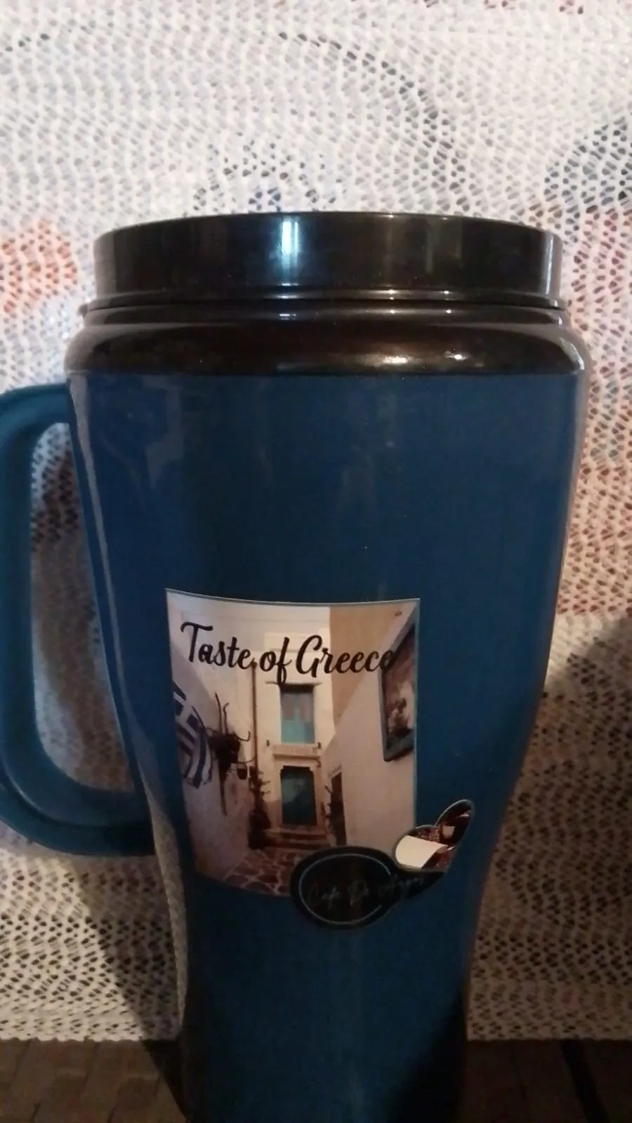 Coffee / Tea Traveler's Mug - Make your mornings brighter. Fill up your travel mug with delicious hot or iced coffee and feel ready for the day. Helps enhance any beverage experience and are ready for all your daily adventures - CTMW001