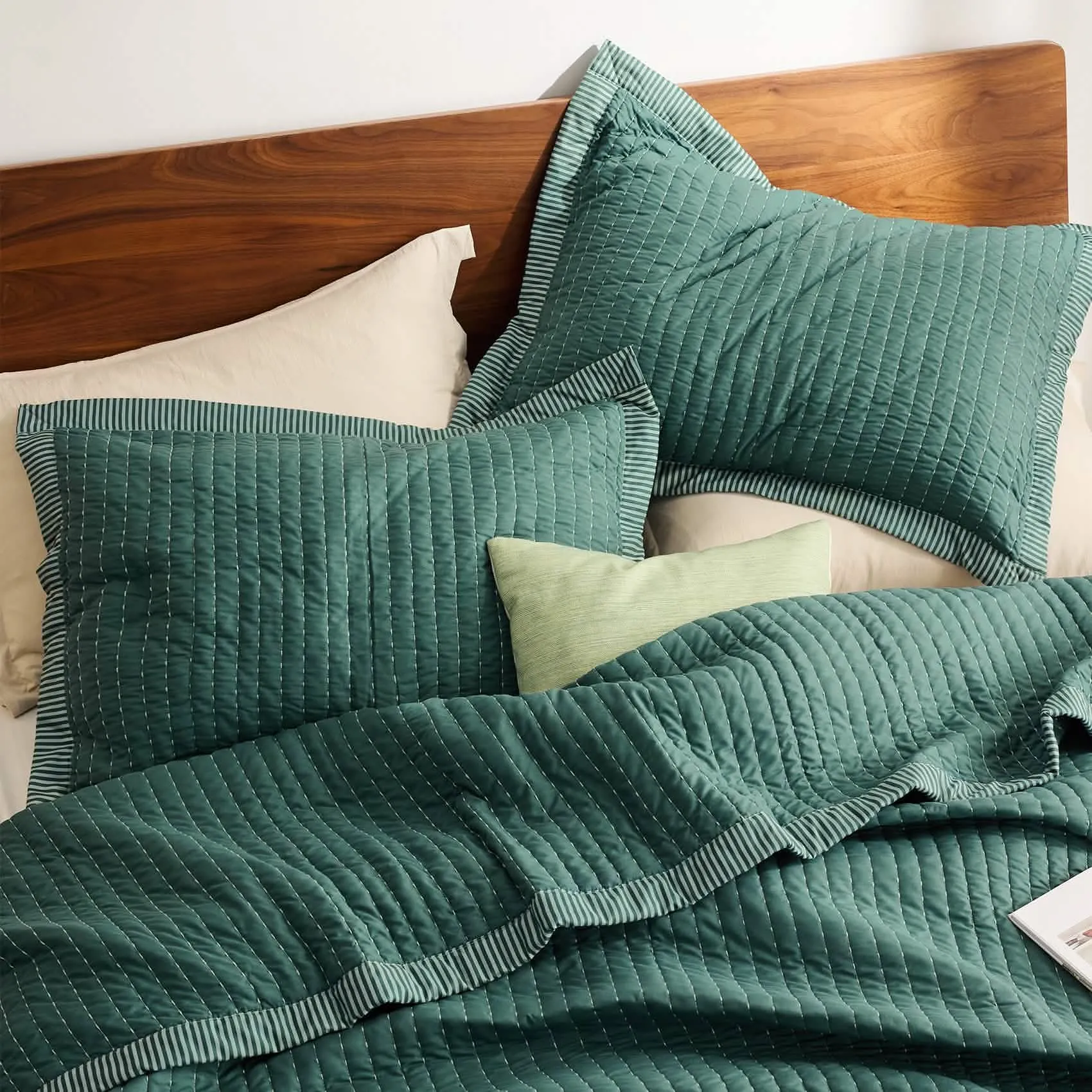 Corduroy Pattern Quilt Set