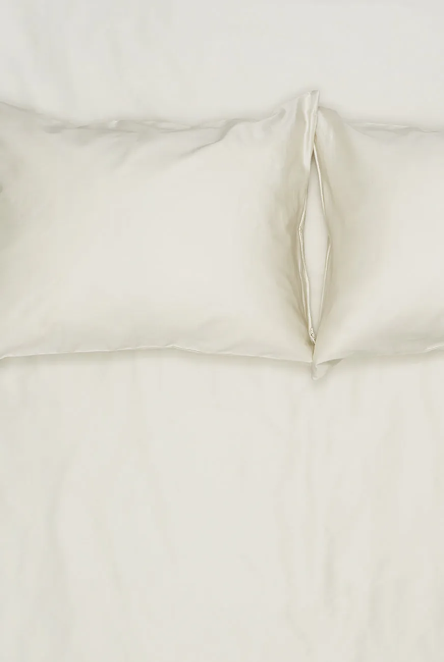 Egyptian Cotton Sateen Bedding in Eggshell Color