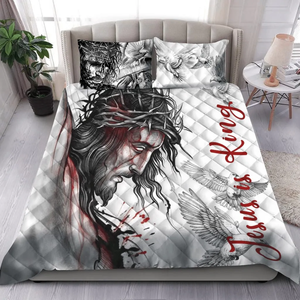 Jesus Is King Quilt Bedding Set - Christian Bedding Sets