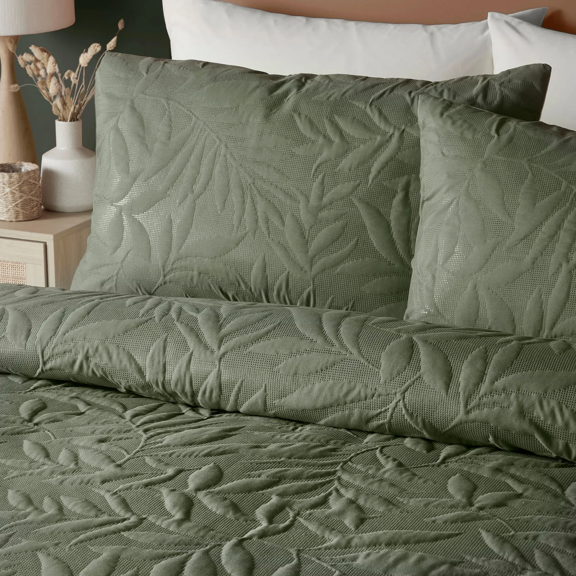 Luana Duvet Cover Set by Serene in Dark Green