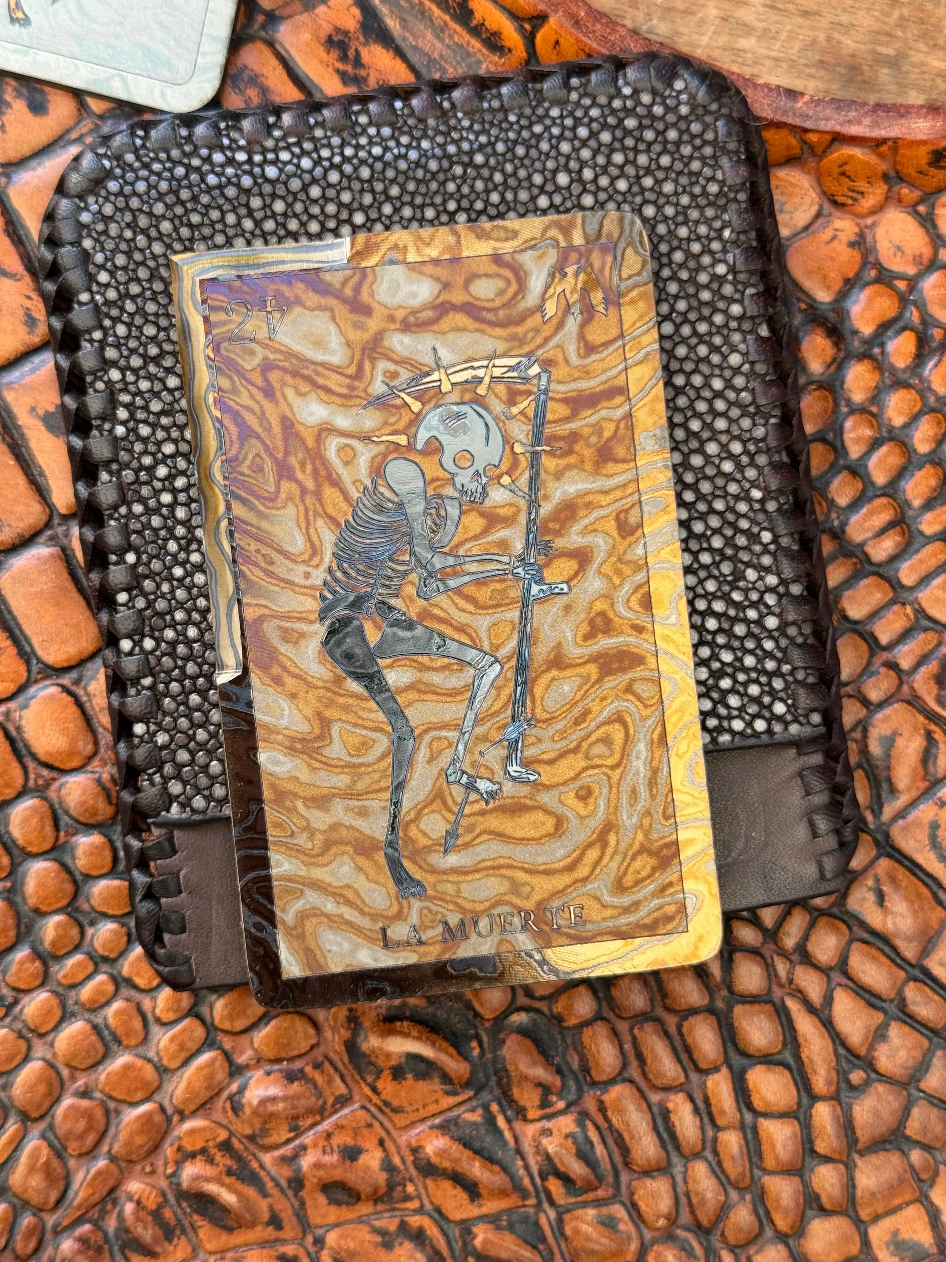 Timascus Gold | Black "La Muerte" Cutting Card™