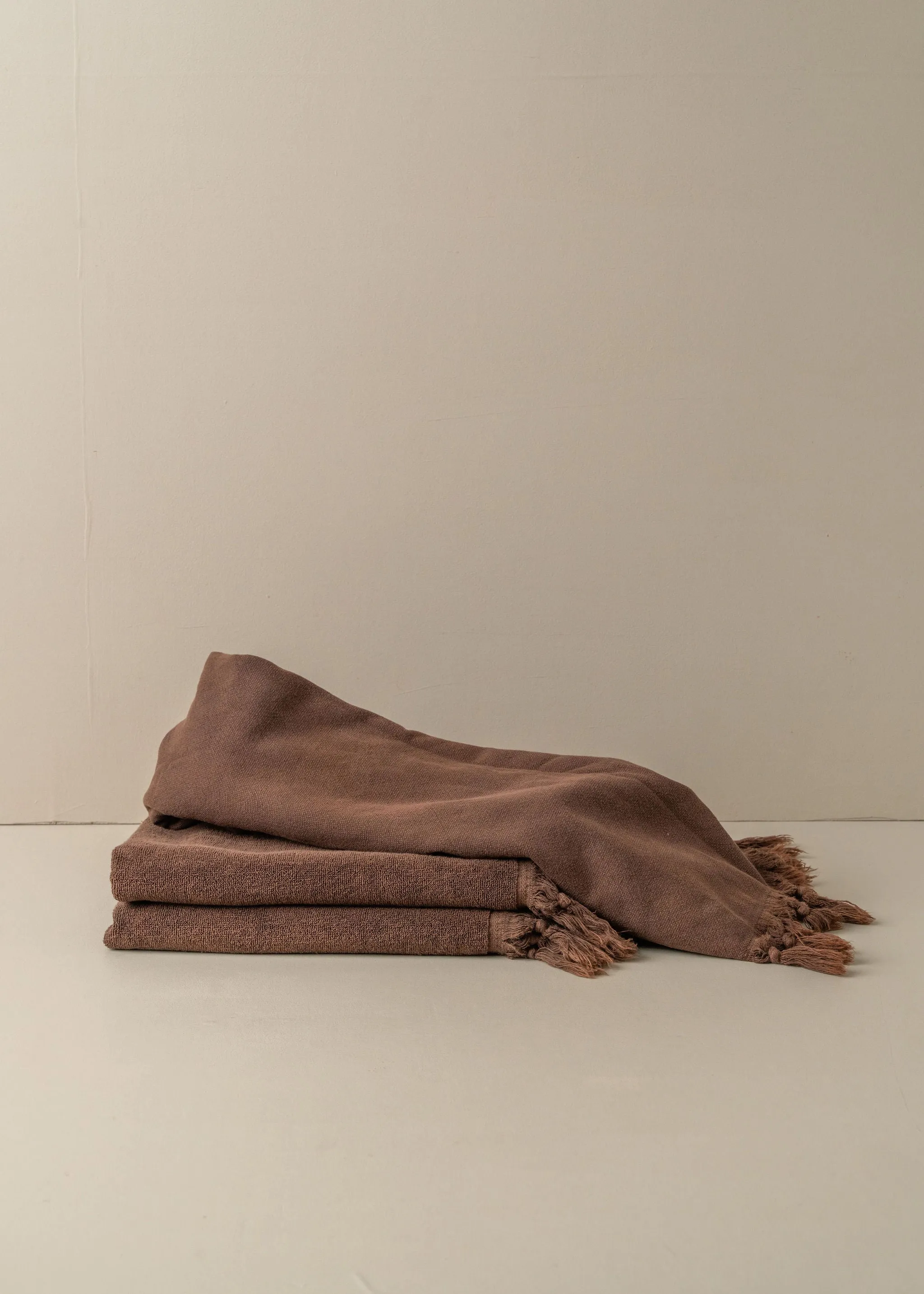 Vintage Wash Towel Collection | Chocolate